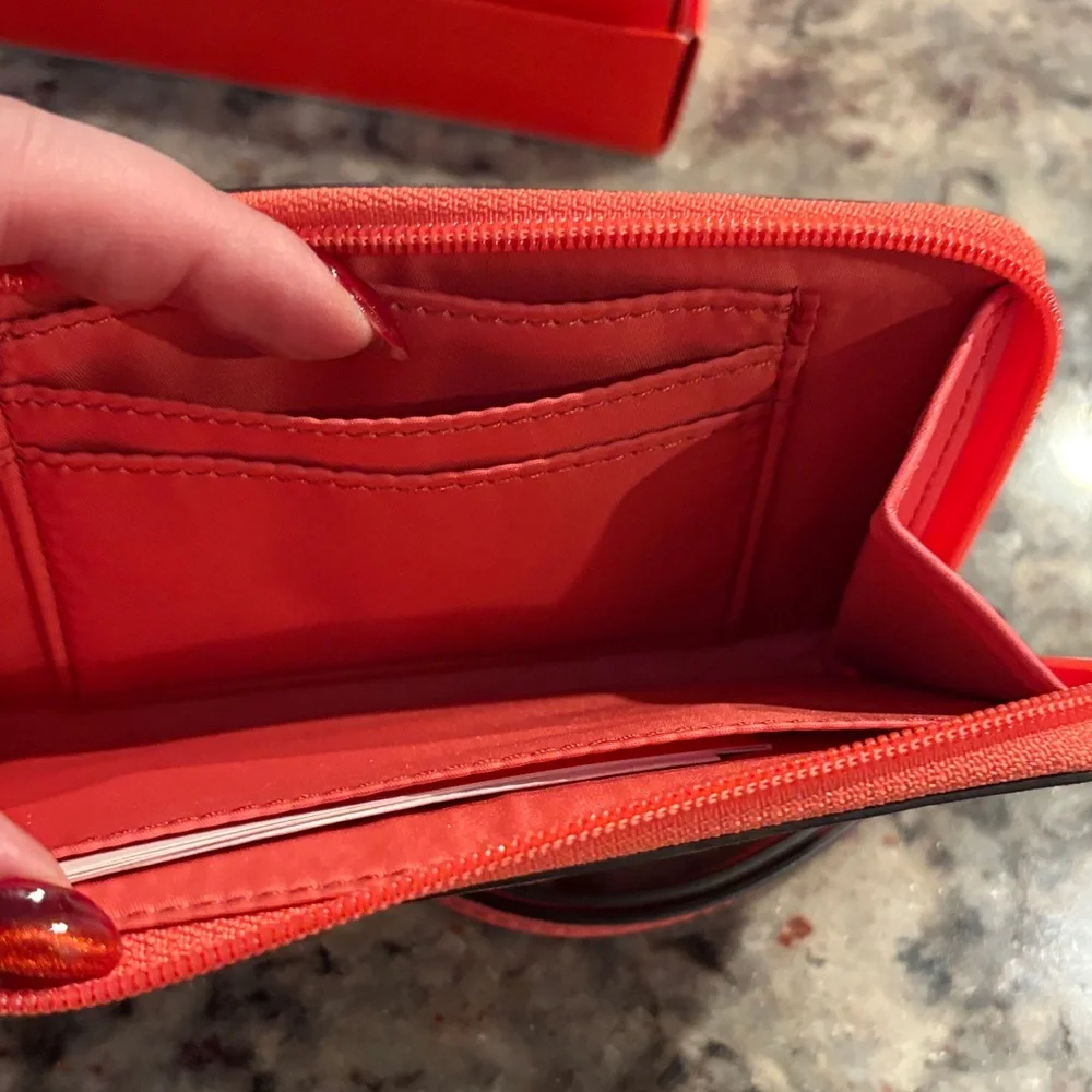 Rare vintage Coach Pink Wristlet Wallet - Picture 3 of 4